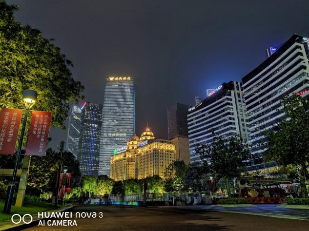 美麗的夜總是讓人流連忘返，華為nova3帶你體驗(yàn)超級(jí)夜景拍攝