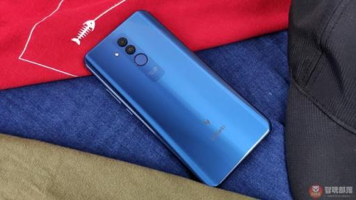 華為麥芒7魅海藍圖賞：新一代全面屏設計，擁有流動3D光影效果