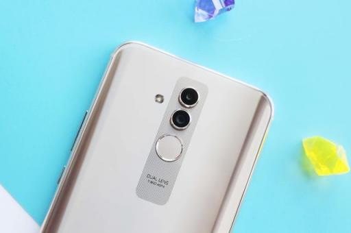 金色iPhone沒(méi)新意 高顏值華為麥芒7讓你別具一格