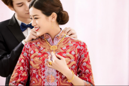佟大為關(guān)悅親臨見證百人婚禮，幸福禮金卡，刷出無限寵愛!