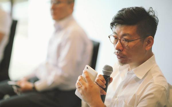 前錘子副總裁曝天貓精靈新品， 網(wǎng)友: 不帶鐐銬，才情得施展