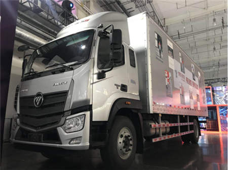 與智慧物流共舞 福田汽車(chē)攜歐馬可S5超級(jí)中卡亮相全球智能物流峰會(huì)