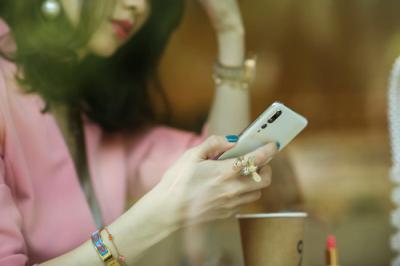 時尚服裝搭配，降溫后深秋季節(jié)的吸睛妙招