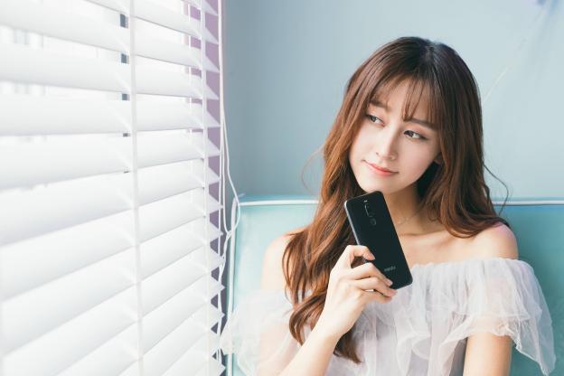 征服小姐姐的魅族X8，到底是何方神圣？