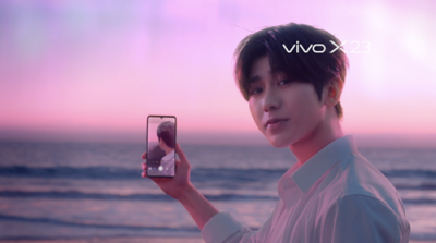 vivo X23幻彩版即將發(fā)售，“全息幻彩”引領(lǐng)光感美學(xué)風(fēng)尚