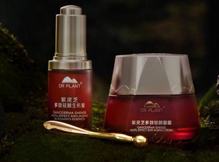不退讓不妥協(xié)，植物醫(yī)生紫靈芝面霜許你不服老的底氣