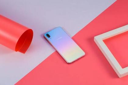 全息新色璀璨首發(fā)，vivo X23幻彩版口碑銷量雙豐收