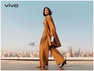 vivo X30 Pro與大表姐劉雯驚艷相遇，共同呈現(xiàn)精彩視覺(jué)盛宴