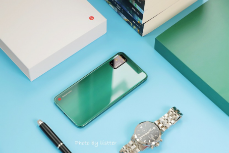 堅(jiān)果Pro3領(lǐng)券價(jià)2299元起，配件開(kāi)啟秒殺活動(dòng)堅(jiān)果手機(jī)會(huì)員日來(lái)了！
