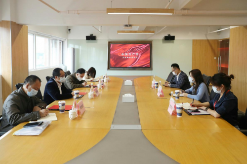 市委領導調研多益網絡 CEO唐憶魯：堅守網絡安全與科技創(chuàng)新