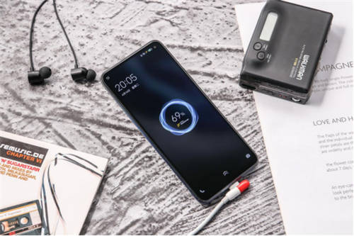 顏值、配置全都要？iqoo neo3參數(shù)配置全面公布