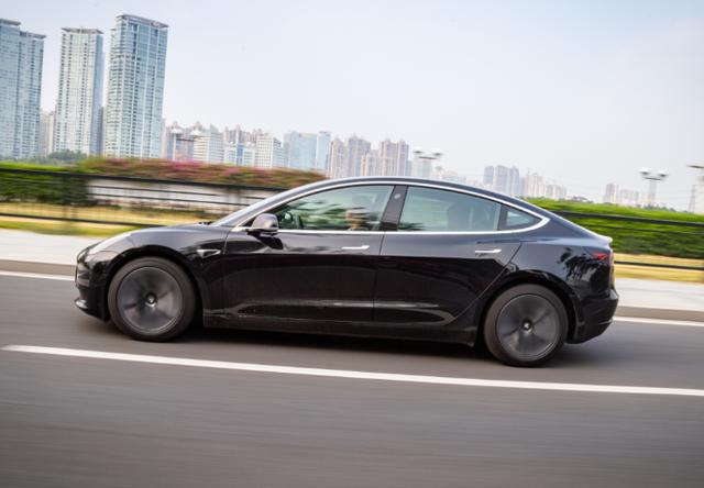 小鵬P7高調上市，國產特斯拉Model 3的對手終于來了?