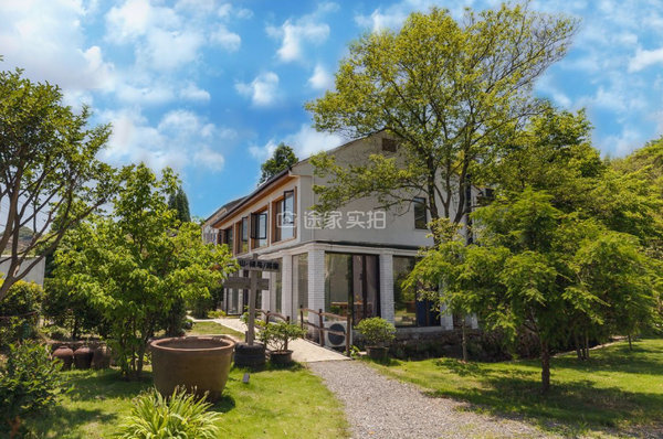途家：五一民宿訂單恢復(fù)近7成 周邊自駕，住鄉(xiāng)村民宿成“香餑餑”