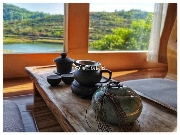 安順竟然藏著一家可以看“?！钡拿袼蓿^美夕陽(yáng)配美食，最宜發(fā)呆