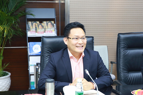 中國中小企業(yè)協(xié)會(huì)李子彬會(huì)長等 點(diǎn)贊天九共享抱團(tuán)發(fā)展模式