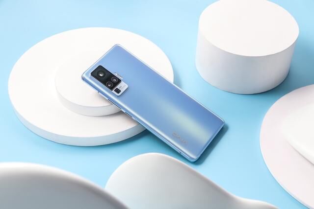 專業(yè)影像旗艦帶來(lái)震撼體驗(yàn) vivo X50 Pro搭載超穩(wěn)微云臺(tái)技術(shù)