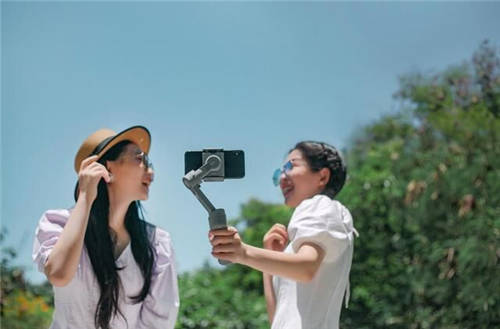 魔爪Mini MX正式發(fā)售，價格比大疆OSMO Mobile 3便宜近一半