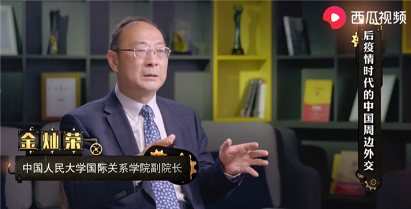這些電視節(jié)目“紅人”，為何選擇去新媒體做軍事科普？