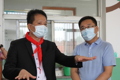 央視關(guān)注！三雄極光助力教育扶貧 點亮求學(xué)夢