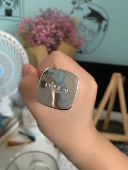 熬夜星人必備好物，扒一扒唯品會(huì)的護(hù)膚品是正品嗎？