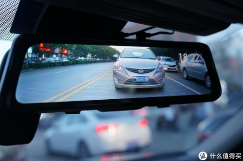 不只是雙錄！淺談流媒體行車記錄儀的利與弊