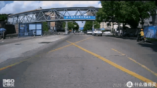 不只是雙錄！淺談流媒體行車記錄儀的利與弊