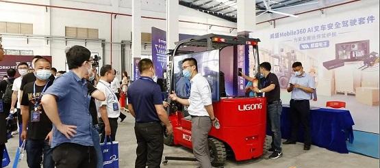 AI賦能智能倉儲(chǔ)，威盛AI叉車安全駕駛套件亮相2020叉車行業(yè)大會(huì)！