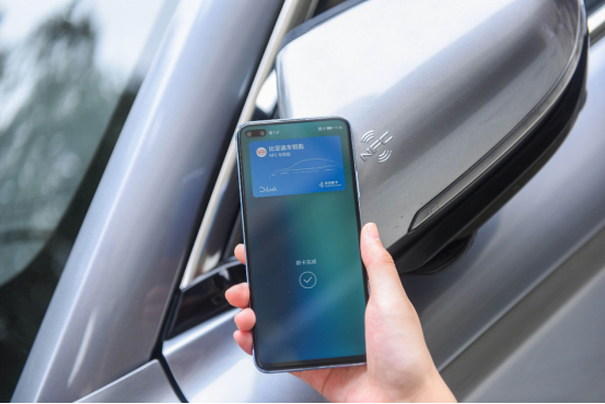 宋PLUS搭載DiLink3.0震撼上市，智能網(wǎng)聯(lián)體驗(yàn)全面升級(jí)