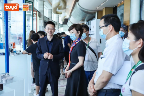 全球硬科技開發(fā)者大會（深圳）火熱開幕，涂鴉智能發(fā)布智慧安防全場景解決方案
