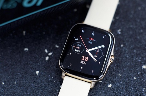 華米Amazfit GTS 2智能手表開箱：超視網(wǎng)膜屏幕顯示效果細膩