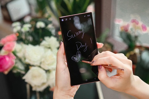 從Galaxy Note20系列開始，領(lǐng)略三星生態(tài)全家桶帶來的非凡體驗(yàn)