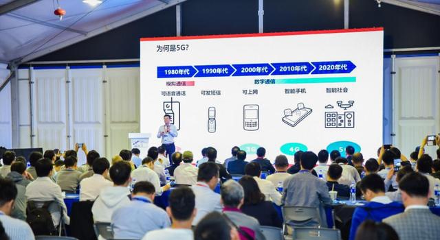 11月16日，中國(guó)電子元器件廠商集體亮相第96屆中國(guó)電子展