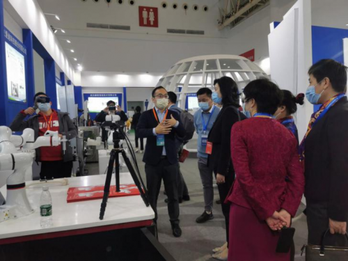 新一代柔性協(xié)作機器人xMate助力大健康產(chǎn)業(yè)發(fā)展