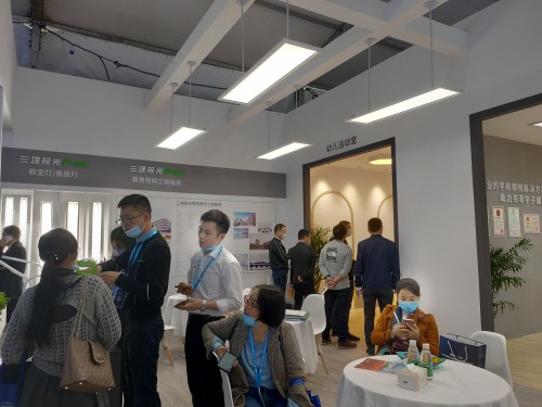 一天兩展！三雄極光學校照明魅力盛放雙城！