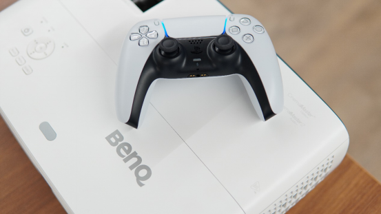 PS5來(lái)了，搭配明基4K投影儀TK850升級(jí)游戲體驗(yàn)