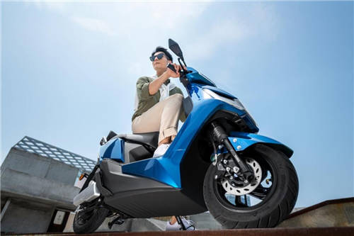 電動(dòng)車什么牌子好一點(diǎn)？“一步到位“可以考慮雅迪冠能T5
