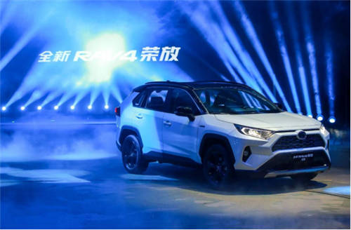 SUV如何選？“全新RAV4榮放”年輕人的不二之選！