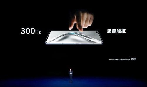 10億色+120Hz刷新+300Hz觸控！榮耀V40屏幕體驗，前所未感