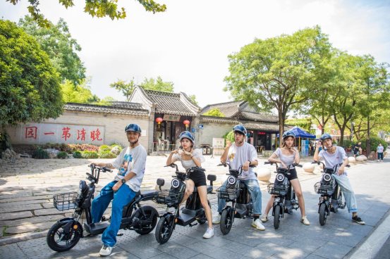 愛瑪霸榜2020電動車品牌排行，豪華鋰電車功不可沒！