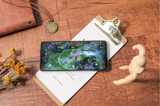 全新驍龍Elite Gaming加持，驍龍888手機(jī)玩游戲成就硬核戰(zhàn)將