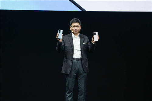 HUAWEI Mate X2發(fā)布，智慧云服務(wù)體驗(yàn)大展想象