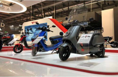 小牛電動(dòng)車開創(chuàng)智能鋰電新品類，讓你自由行