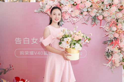 榮耀女神節(jié)專屬花藝沙龍收官，四城聯(lián)動演繹高級時尚審美