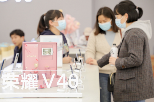 榮耀女神節(jié)專屬花藝沙龍收官，四城聯(lián)動演繹高級時尚審美