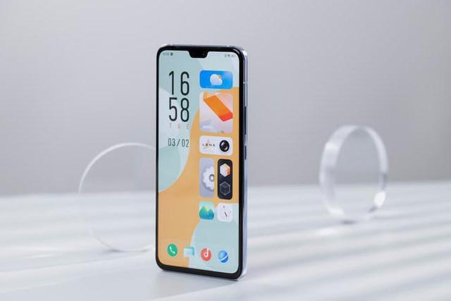 vivo S9超薄自拍旗艦5G手機(jī)發(fā)布，首發(fā)聯(lián)發(fā)科天璣1100實(shí)現(xiàn)性能功耗雙贏