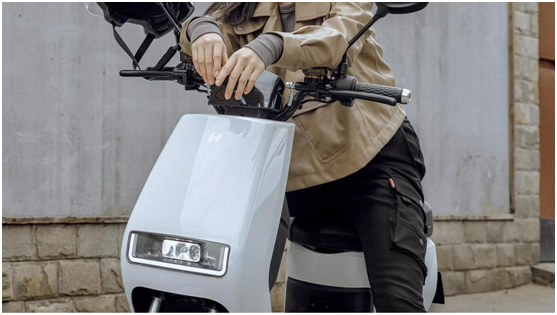 以“超聯(lián)網(wǎng)車機(jī)系統(tǒng)”入局，哈啰電動(dòng)車開辟新賽道超車！