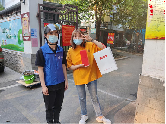 一加9系列驚艷亮相京東之家百家門店 助力一加手機(jī)銷售再創(chuàng)佳績