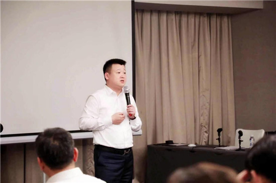 上交所原副總經理周勤業(yè)在華云數(shù)據(jù)高管會解讀中國資本市場變化