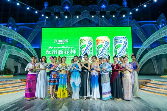 樂堡啤酒傣族罐榮獲“最美酒瓶設(shè)計(jì)”獎(jiǎng)