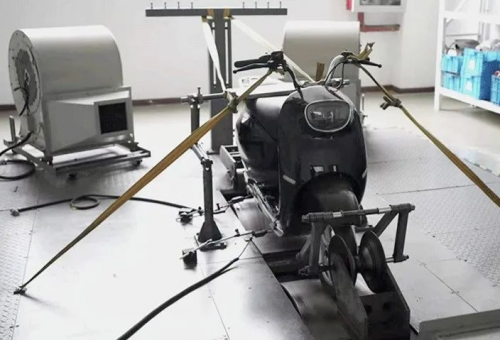 愛瑪電動車真正讀懂消費者，百公里·不充電引擎MAX成就爆款！